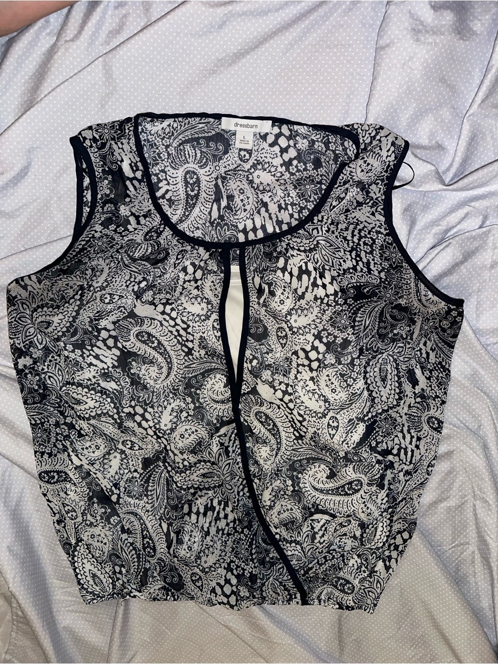 Dress barn black and white sleeveless blouse built in tank size large